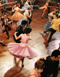 annieaoife:  On the set of 1961’s West Side Story - seen dancing