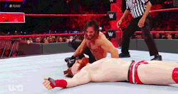 mith-gifs-wrestling:  Good psychology: Seth scrabbling to try