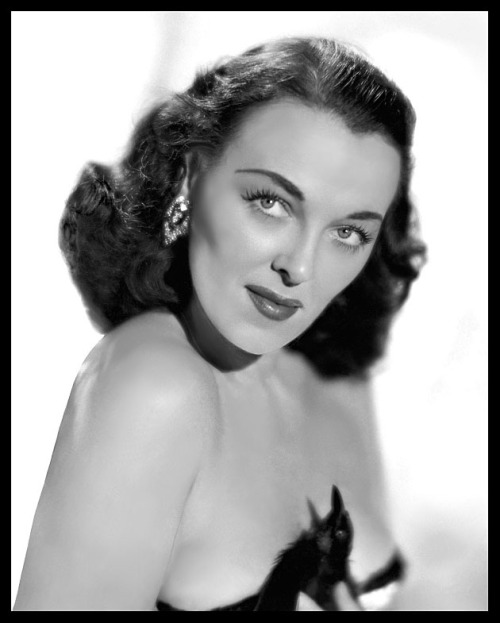 Jill Huntley aka. “Miss Dean Of Tease”..