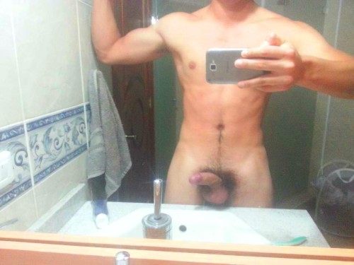 keepsilencestgo:  woowdude:  Jaime, petición cumplida   Ctm