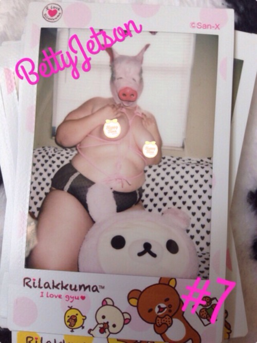 bettyjetson:  Want to be my valentine? Then get your hands on one of these cute polaroids from myÂ â€œPork Me!â€ Set! ฟ gets you one month of access to BettyJetson.com, one pic of your choice, and a personalized card! Email BettyJetsonBBW@gmail.com