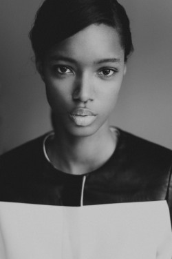 90skiddsolotoowild:  http://90skiddsolotoowild.tumblr.com/ 