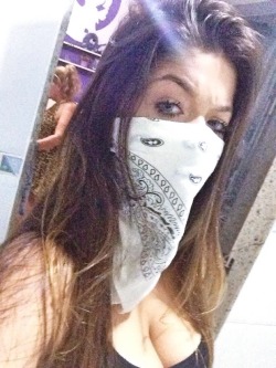 baixinha e felina