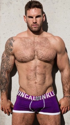 Beefy Dads & Jocks - Daddy Chris' Blog