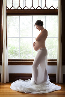 enceintenue:  @enceinte_nu enceintenue.tumblr.com #enceinte #pregnant