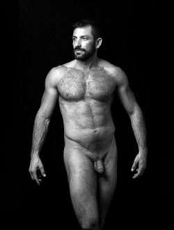 dbear44:  Beautiful man… Awesome photo…