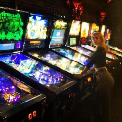 You wanna play? (at Sunshine Laundromat and Pinball) https://www.instagram.com/p/BuN4iB5hHKY/?utm_source=ig_tumblr_share&igshid=11geminajlpga