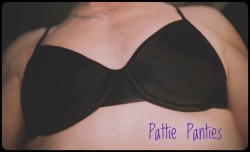 pattiespics: Boi Boob Training. ~  I slipped this bra on after