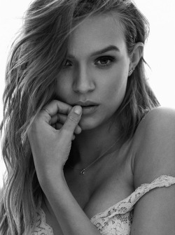 joskriverdaily:  adamfranzino: @josephineskriver for @victoriassecret