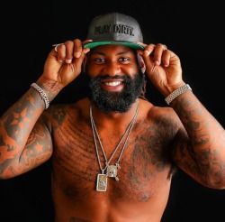 thickboyswag:  BRANDON SPIKES  I’m in love with Brandon