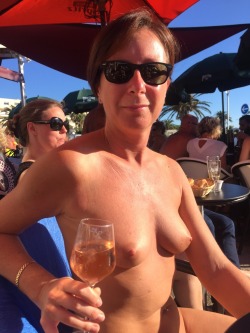 naturistelyon:  In Cap d'Agde (France) 