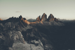 seka-seka:  The three peaks of Lavaredo by Weisimel on Flickr.