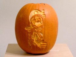 coelasquid:  nerdsandgamersftw:  Luigi’s Mansion Pumpkin Projection