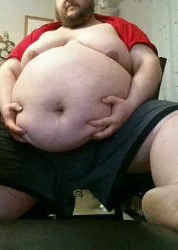 enigmachub:  Forgot to put this here for Tummy Tuesday. So …