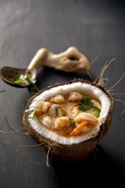 thefoodpantry:  Shrimp Coconut Curry Soup from saltedandstyled.com