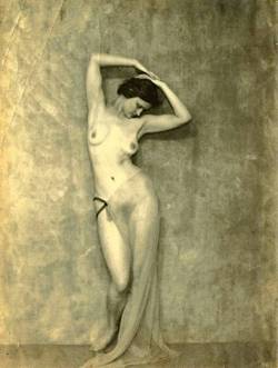 huariqueje:  Untitled (nude)  -     Nickolas Muray  1925