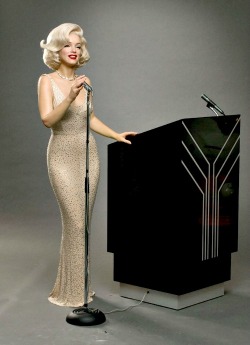 alwaysmarilynmonroe:  The new Marilyn Waxwork in Madame Tussauds