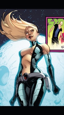 seculargayfascist:  Latest issue of Amazing X-Men mistakenly