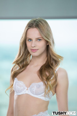 Jillian Janson