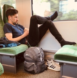 specialsockdrawer: The joys of train travel in the UK