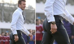 imrockhard4u:  Bend it like Beckham âš½ï¸http://imrockhard4u.tumblr.com