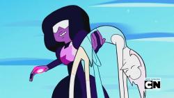 scottdrawsthings:  scottdrawsthings:  Garnet, you threw her too