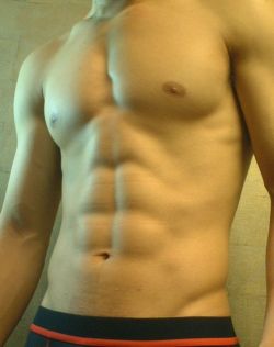 waistbandboy:  Hot torso :)