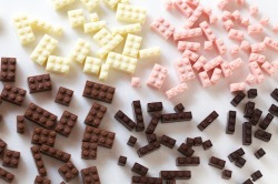 asylum-art:  Chocolat Lego by Akihiro Mizuuchi on Behance  The