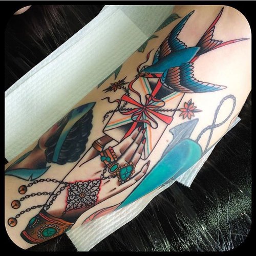 oldlinesblog:  #tattoo by @leonienewtattoos  #tattoos #tattooart #tradition #traditional #colortattoo 