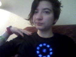 Going to Megacon wearing the arc reactor shirt Jimmy got me :o)