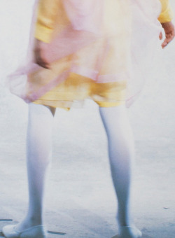 somethingvain:  comme des garçons f/w 1989, kirsten owen by