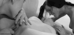 omgfamilyaffair:  that’s so fuckin hot! 