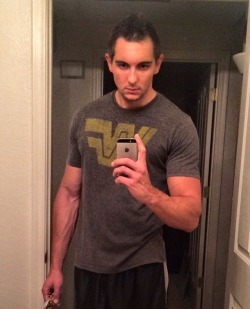 mystraightfriend:  in2str8guys:  Str8 - Marcus. (25, 6’ 4”,