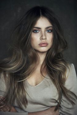 fbspin:  Xenia Tchoumitcheva