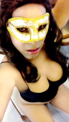 mask-tgirl:  AQUI COMIENZO MI BLOG!. Espero recibir buenos comentarios