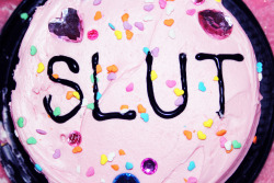 on-her-knees-to-please:  My birthday cake 
