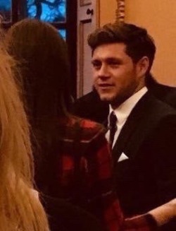 louiswantharry:  Eleanor: I am the love of life of Louis.  Niall: