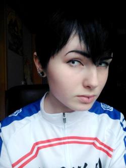 freyiri:  i wanna cosplay arakita eventually