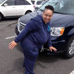 fumblr-iz-terrible:  fat azz lil midget hoodrat 