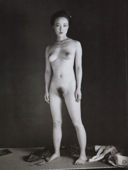 lightsomebodies:  Nobuyoshi Araki, From A Woman Called Komari,