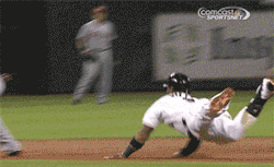 bigtimeidiot:  usatodaysports:  Why you shouldn’t slide headfirst.