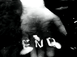 leave-me-in-the-dark.tumblr.com/post/75644882320/