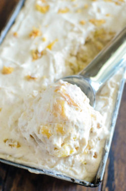 foodffs:  NO-CHURN APPLE PIE ICE CREAM Follow for recipes Get