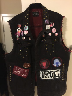 endless-fuckery:  here are some close ups of the vest if anyone