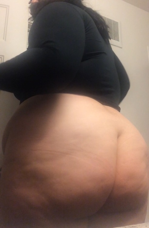 killerkurves:  poisonetlavin:  I am so loving my ass these days   