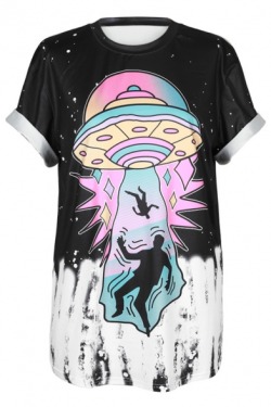 defendorkingdom: New Arrival Alien Print Tees  UFO Pattern  //