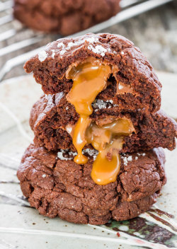 foodffs: SALTED ROLO AND NUTELLA STUFFED DOUBLE CHOCOLATE COOKIES