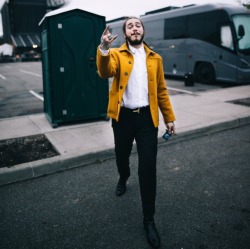 st0neymal0ney:  yellow & dapper