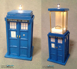 nerdygirllove:  TARDIS box for engagement ring.