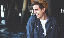  Connor Franta for @thepartyscenepress 